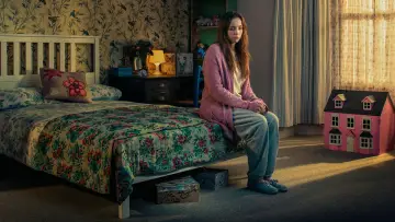 Backdrop for the TV series "Thirteen" #1813126