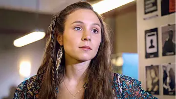 Backdrop к сериалу "Wynonna Earp" #1380546