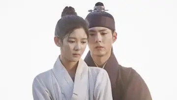 Backdrop к сериалу "Love in the Moonlight" #1405127