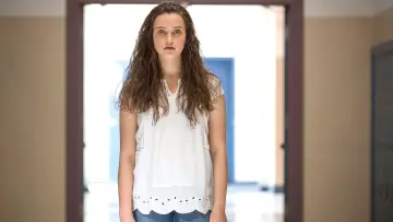 Backdrop к сериалу "13 Reasons Why" #1320740