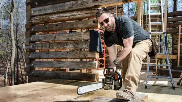 Backdrop for the TV series "Barnwood Builders" #1494967