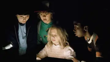 Backdrop к сериалу "Stranger Things" #1239015