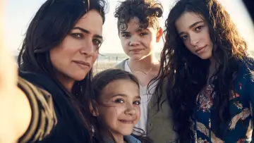 Backdrop к сериалу "Better Things" #1381379