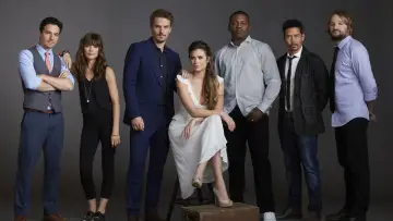 Backdrop for the TV series "Frequency" #1466554