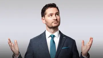 Backdrop for the TV series "The Weekly with Charlie Pickering" #1427696