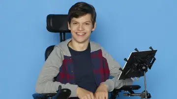 Backdrop for the TV series "Speechless" #1538869