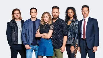 Backdrop к сериалу "Travelers" #1339058