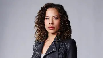 Backdrop for the TV series "The Blacklist: Redemption" #1559708