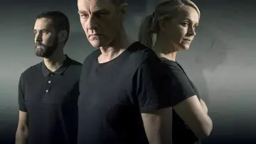 Backdrop for the TV series "Bordertown" #1850675