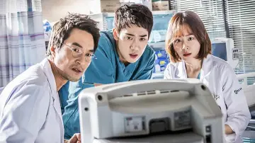 Backdrop к сериалу "Dr. Romantic" #1332566