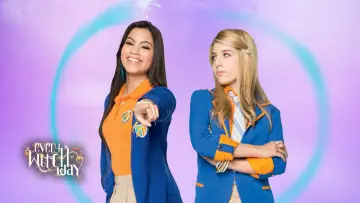 Backdrop for the TV series "Every Witch Way" #1539793