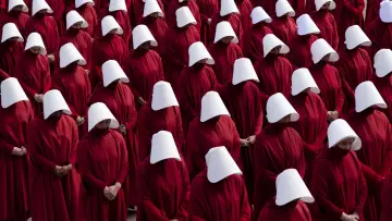 Backdrop к сериалу "The Handmaid
