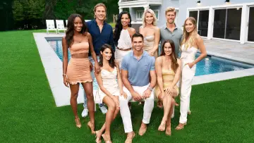 Backdrop к сериалу "Summer House" #1475081