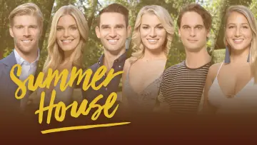 Backdrop к сериалу "Summer House" #1475088