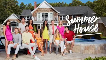 Backdrop к сериалу "Summer House" #1475094