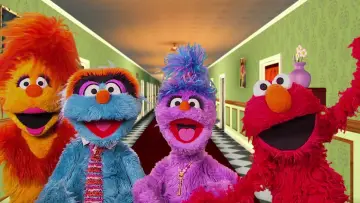 Backdrop for the TV series "The Furchester Hotel" #1747333