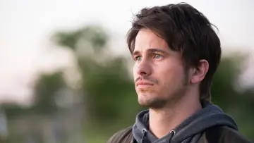 Backdrop for the TV series "Kevin (Probably) Saves the World" #1593108