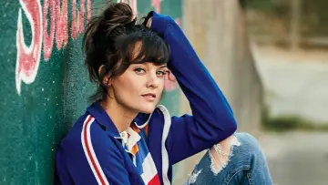 Backdrop for the TV series "SMILF" #1813416