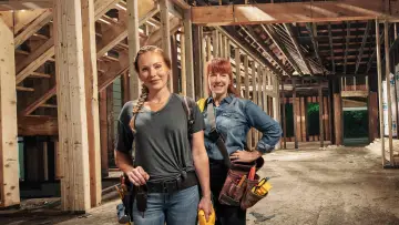 Backdrop for the TV series "Good Bones" #1553386