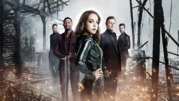 Backdrop к сериалу "Dynasty" #1331103