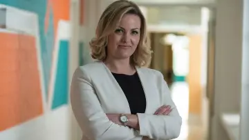 Backdrop for the TV series "Ackley Bridge" #1850345
