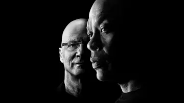 Backdrop for the TV series "The Defiant Ones" #1856775