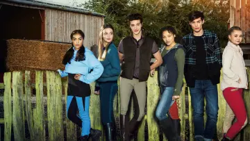 Backdrop к сериалу "Free Rein" #1458933