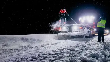 Backdrop for the TV series "Ice Road Rescue" #1558912