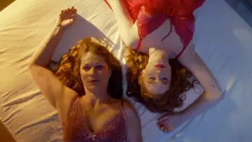 Backdrop к сериалу "Room 104" #1418724