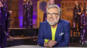 Backdrop к сериалу "Y