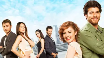 Backdrop for the TV series "İnadına Aşk" #1663482