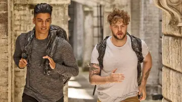 Backdrop к сериалу "Celebrity Hunted" #1317047