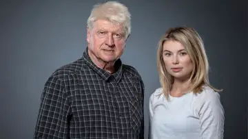 Backdrop к сериалу "Celebrity Hunted" #1317059