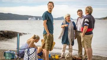 Backdrop for the TV series "Neste sommer" #1562843