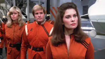 Backdrop for the TV series "V" #1426449