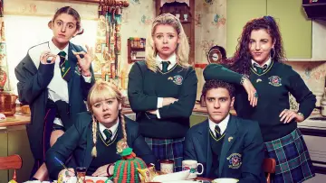 Backdrop к сериалу "Derry Girls" #1428017