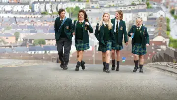Backdrop к сериалу "Derry Girls" #1428036