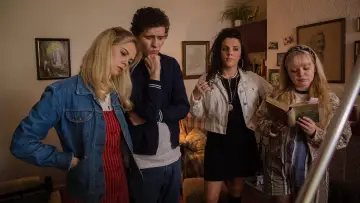 Backdrop к сериалу "Derry Girls" #1428049