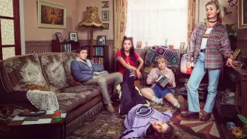 Backdrop к сериалу "Derry Girls" #1428055