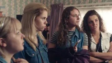 Backdrop к сериалу "Derry Girls" #1428073