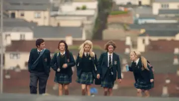 Backdrop к сериалу "Derry Girls" #1428080
