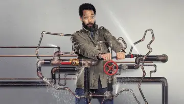 Backdrop for the TV series "Wyatt Cenac