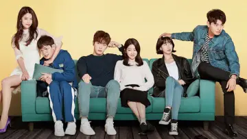 Backdrop for the TV series "Welcome to Waikiki" #1436256