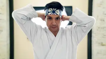 Backdrop к сериалу "Cobra Kai" #1292456