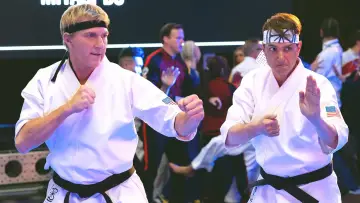 Backdrop к сериалу "Cobra Kai" #1292473