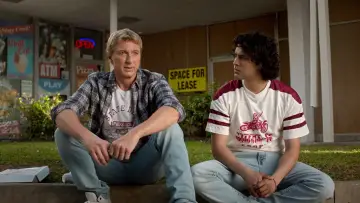 Backdrop к сериалу "Cobra Kai" #1292476