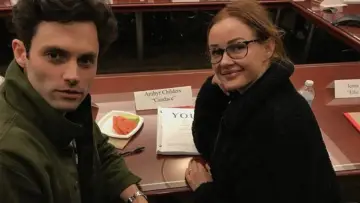Backdrop к сериалу "You" #1277571