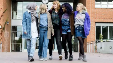 Backdrop for the TV series "DRUCK" #1450586