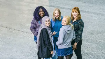 Backdrop for the TV series "DRUCK" #1450590