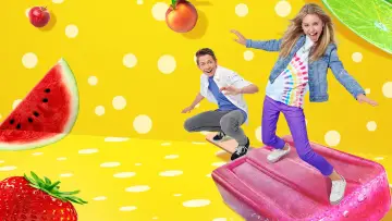 Backdrop к сериалу "Coop & Cami Ask the World" #1374436